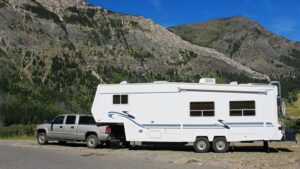 Reasons Why You Should Consider Adding a Fifth Wheel to Your RV